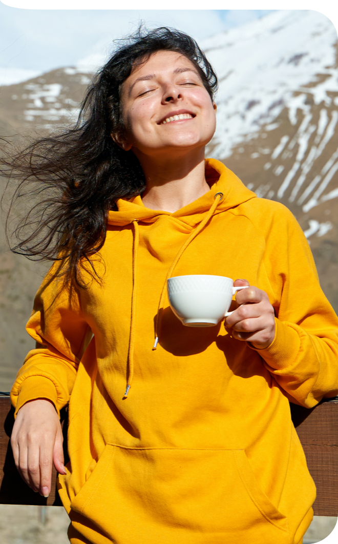 Frau lässt sich sonnen