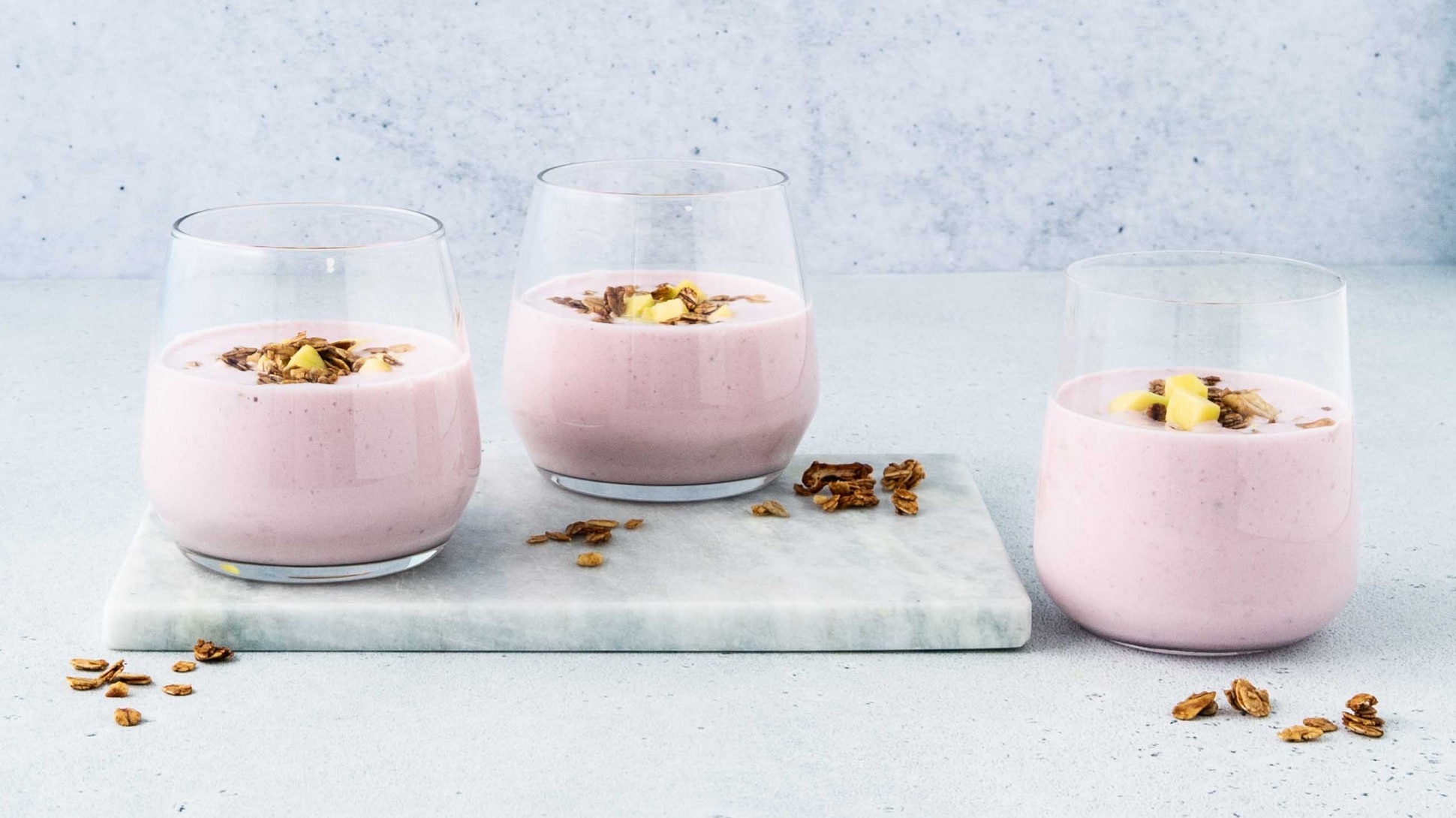 Drei smoothies mit yaos