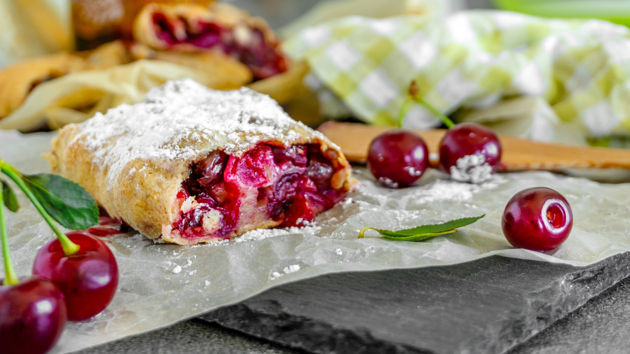 Marzipan Kirsch