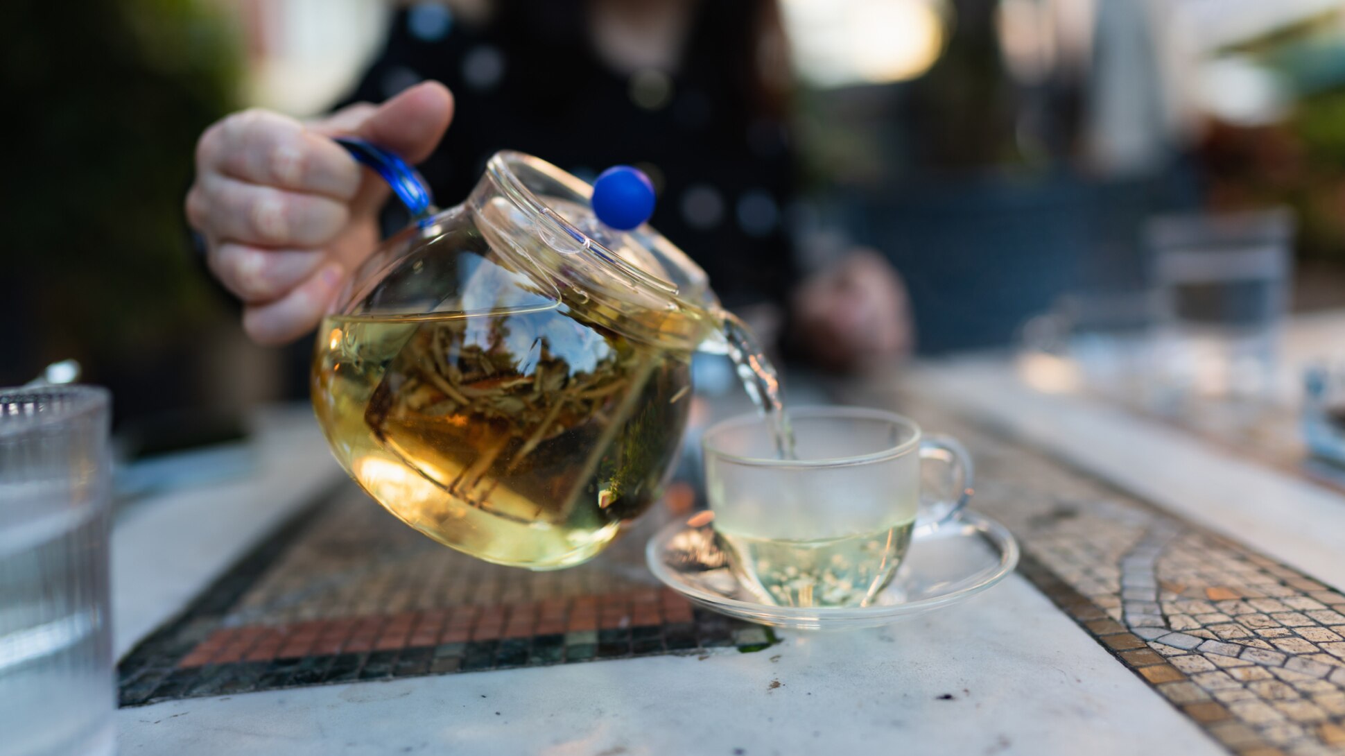 Thé vert à la menthe et au miel