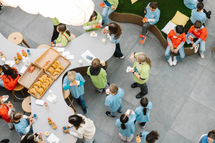 kinder-beim-nationalen-zukunftstag-bei-nestle