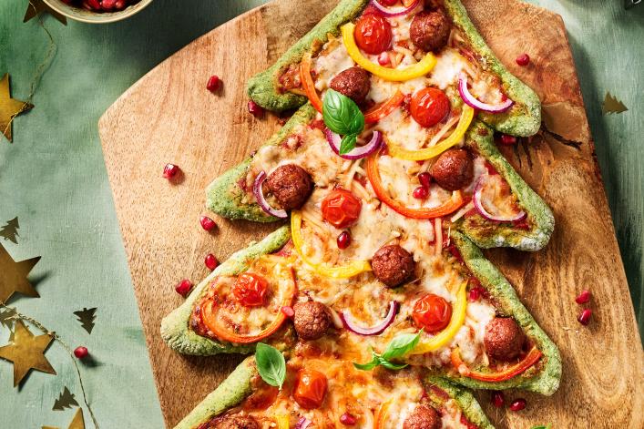 Vegan Christmas tree pizza
