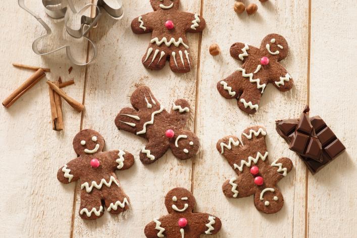 Bonshommes de Noël cannelle et chocolat noir