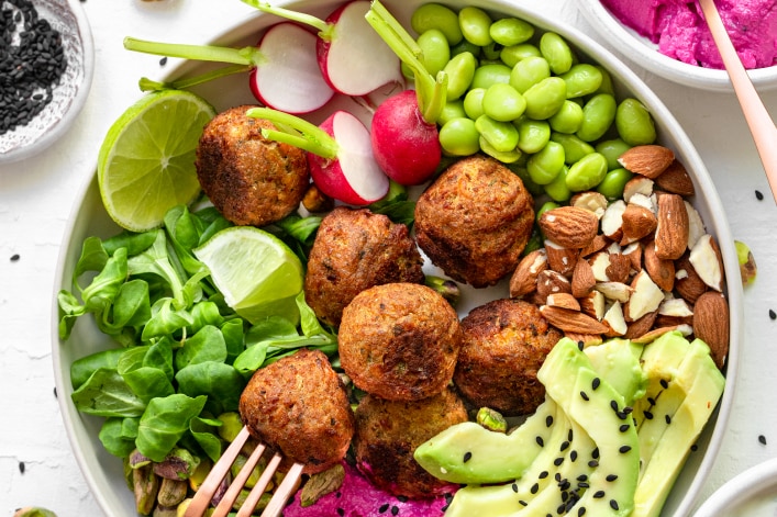 Poké Bowl Veggie Falafel Poké Bowl Veggie Falafel