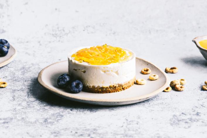 CHEERIOS® crunchy lemon possets CHEERIOS® crunchy lemon possets