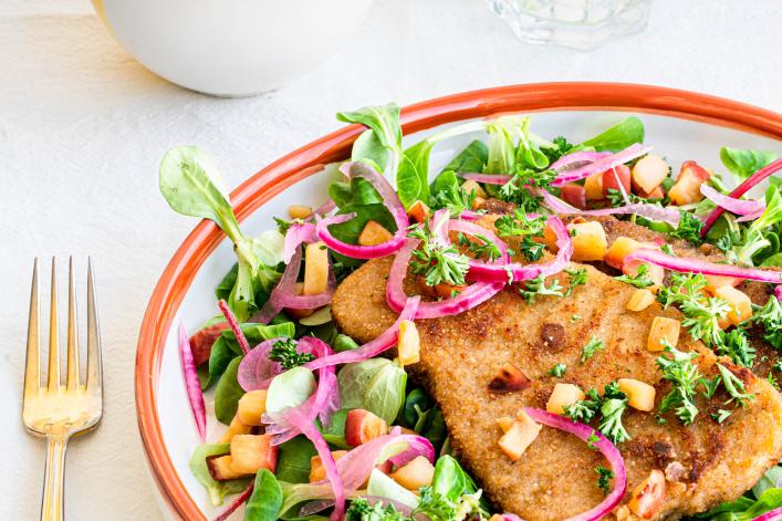 Sensational schnitzel sald