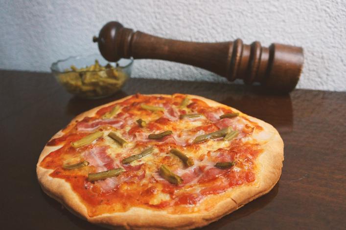 Pizza Bäuerinnen-Art Pizza Bäuerinnen-Art