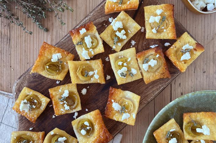 BUITONI_ZEUR_EN_ThisCallsForBuitoniH1_CaramelizedLeekBites _Image_2x3