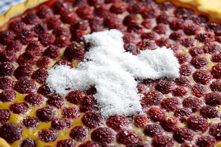 August Himbeer-Kokoswähe