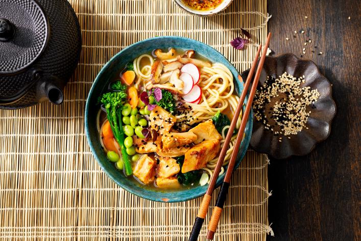 Japanische Miso-Suppe und Ramen-Nudeln!