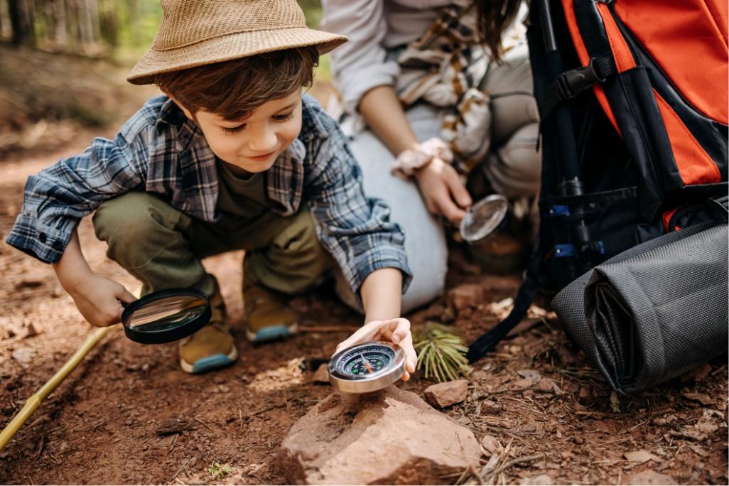 Mere-et-fils-decouvrent-la-nature