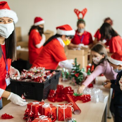 Header.png Weihnachtsgeschenke verpacken