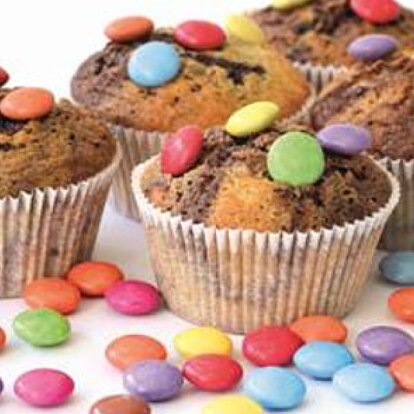 Heroimage_Marmor Muffins mit Smarties.png Viele viele bunte Muffins