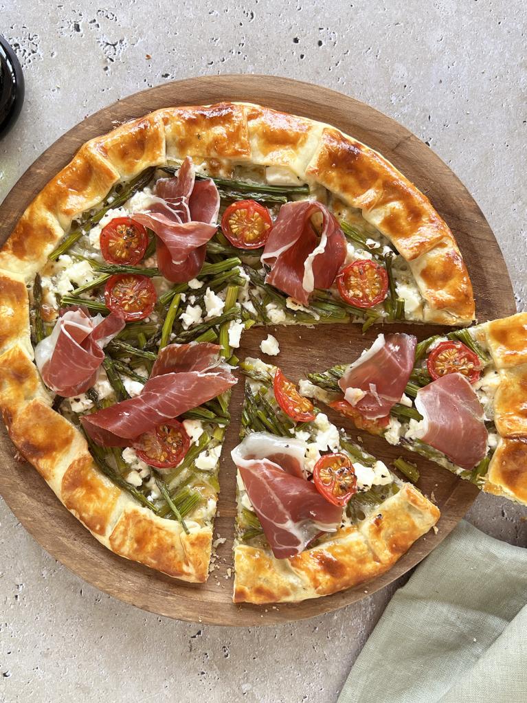 Galette aux asperges et au jambon PLAT PRINCIPAL (HORIZONTAL)