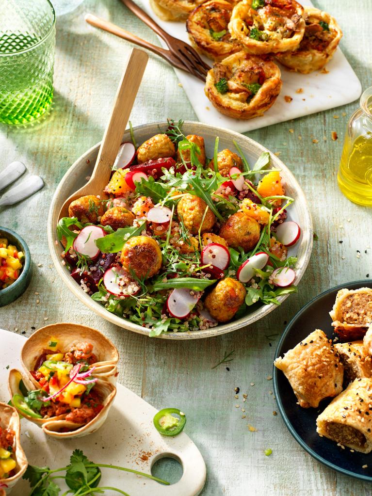 Salade printanière de quinoa aux boulettes de légumes Garden Gourmet