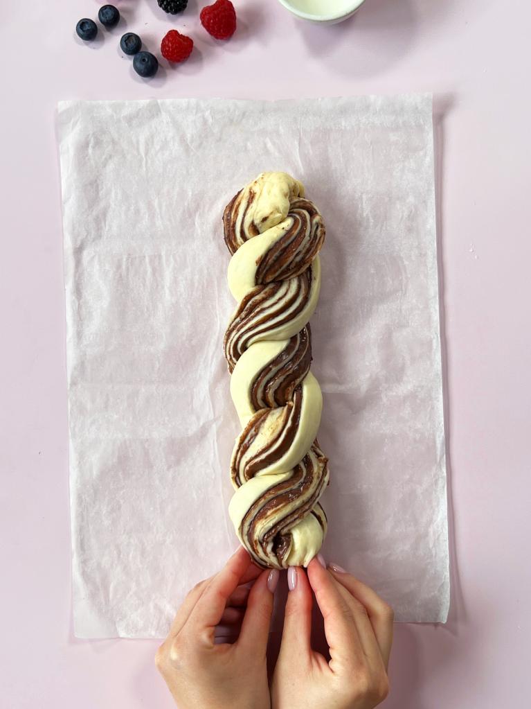 Treccia al cioccolato step 4