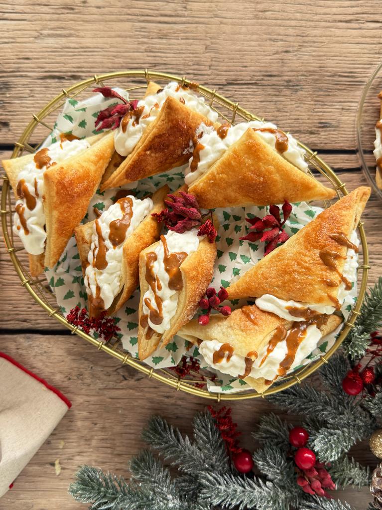 Triangles de pâte feuilletée à la crème et au Lotus Biscoff PLAT PRINCIPAL