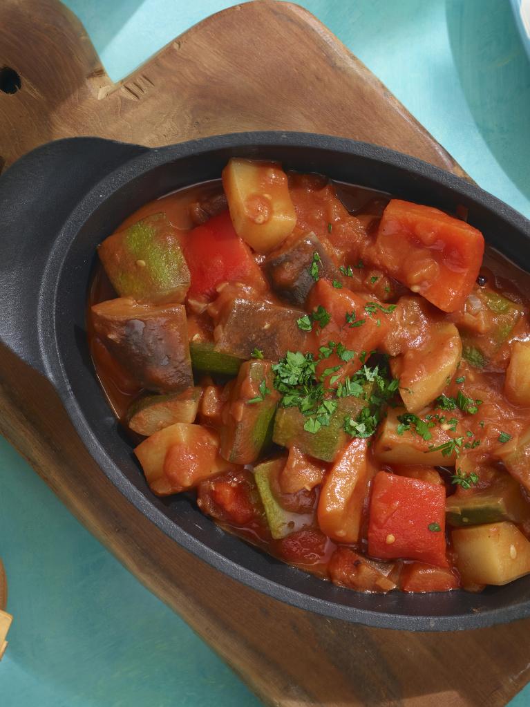 Foodlovers | Turlu (Türkischer Eintopf mit Gemüse und Muhamarra)