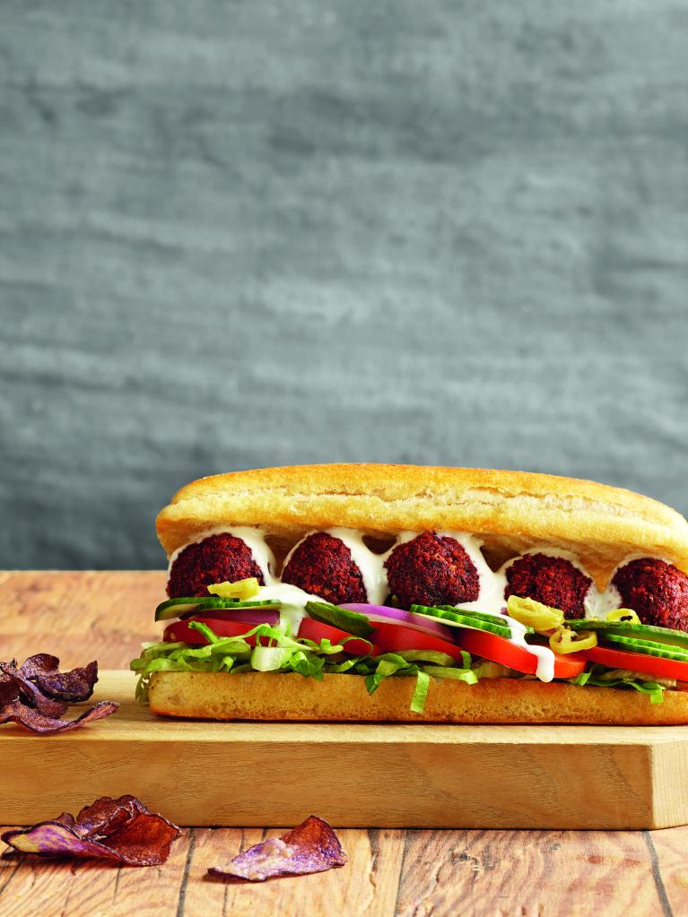 Rote Beete Falafel Sandwich