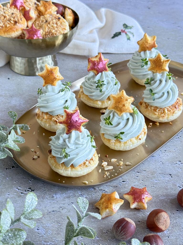 Arbres en pâte feuilletée et au fromage bleu MAIN VERTICAL