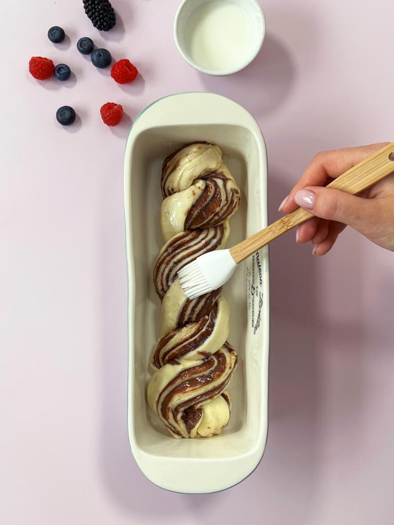 Treccia al cioccolato step 5